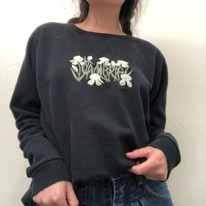 Vintage Black Floral Crewneck